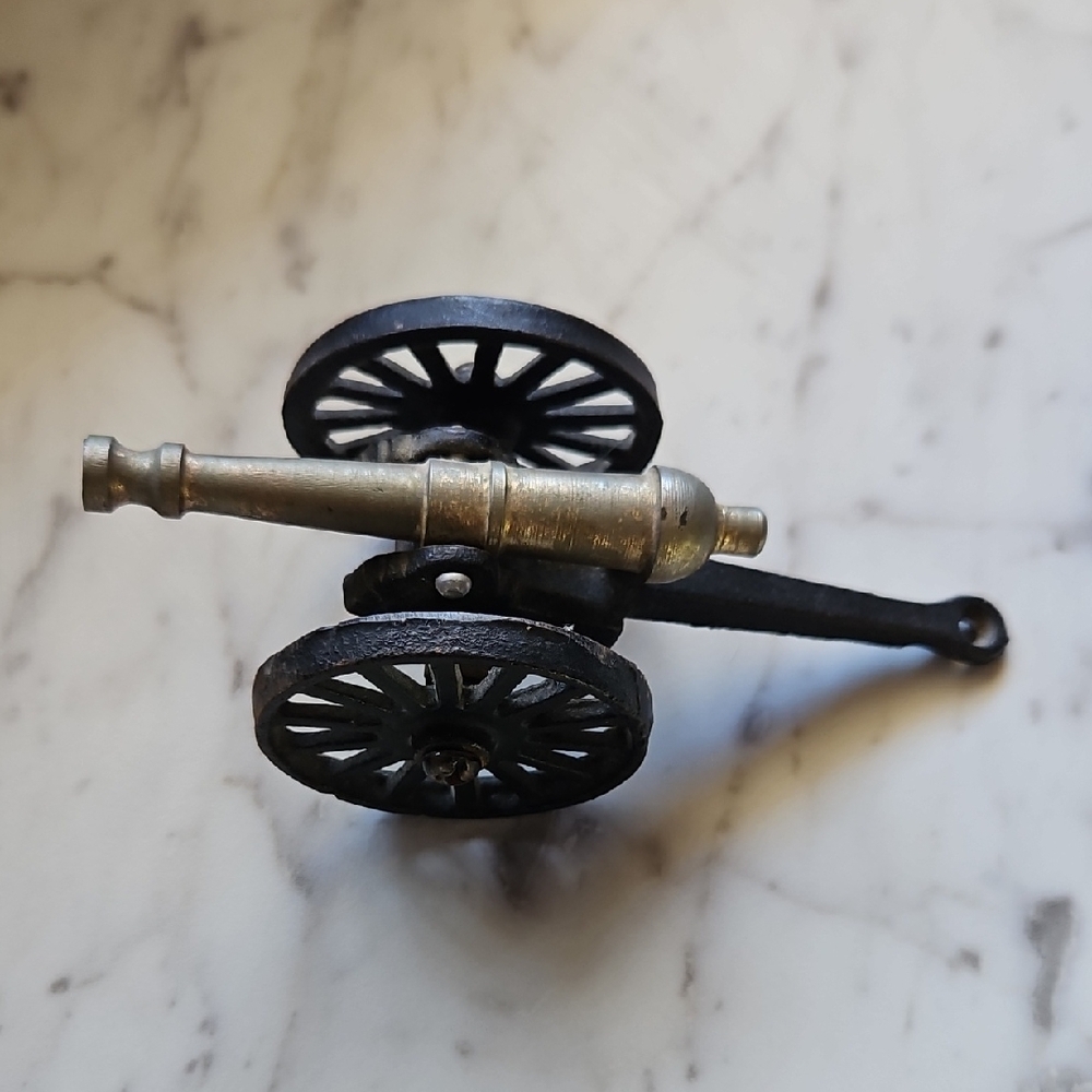 Vintage Miniature Cannon Model